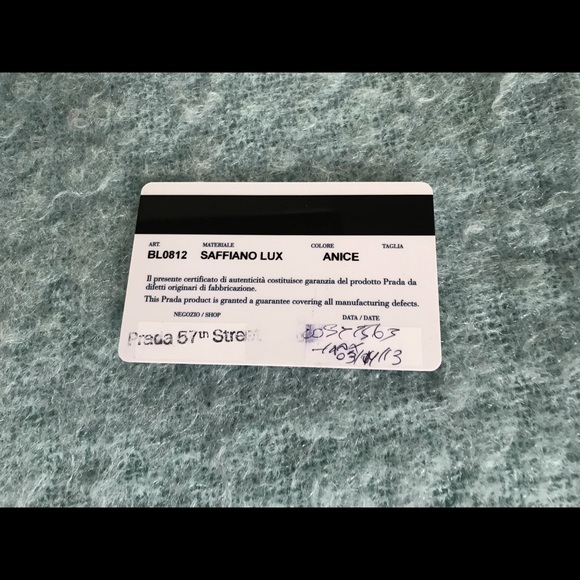 Prada Saffiano Lux handbag - Picture 7 of 8